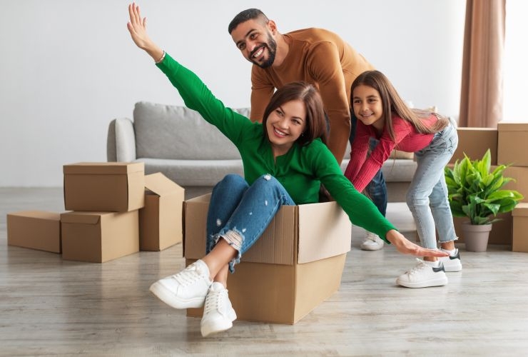 Moving-thumbnail.jpg Moving-thumbnail.jpg